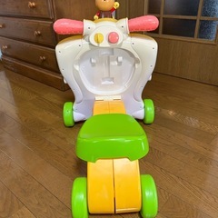 アンパンマン 乗って押して変身ウォーカーの画像