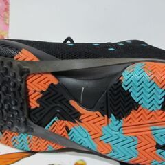 💗新品💗凍結滑り止め用品💗ゴム製スパイク金具付き　ゴムが伸びるためフリーサイズの画像