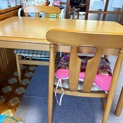 ダイニングテーブルセットの画像