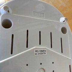 2020年 東芝 5.5合炊き 炊飯器 RC-10MFC 炊飯ジャーの画像