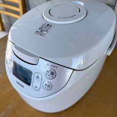 2020年 東芝 5.5合炊き 炊飯器 RC-10MFC 炊飯ジャーの画像