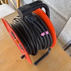 日動工業 コードリール DY-204D電源リール 20M オレンジ　ドラムコードの画像