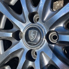 受け渡し決定しました　
175/65R15 ブリヂストン　スタッドレスタイヤの画像