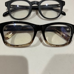伊達メガネ　2個の画像