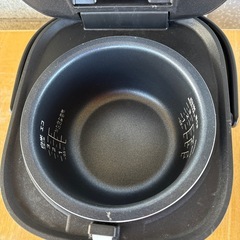 2023年 タイガー 3合 炊飯器 炊飯ジャー JBS-A055 黒特厚釜の画像