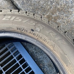 オデッセイ ヴェゼル エスティマ 215/55R17 バリ山 スタッドレスタイヤ 4本 PIRELLI ICEASIMMETRICO  の画像