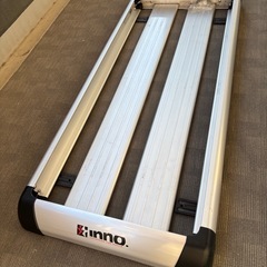 inno（イノー）IN503 エアロラック シェイパー 50（シルバー）、ネット&ベルト付きの画像