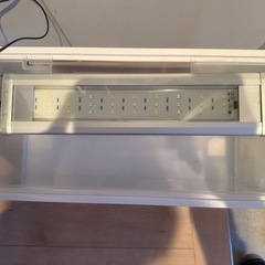 【中古品】水槽　LED照明器具付きの画像