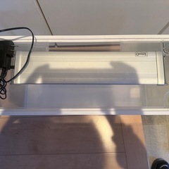 【中古品】水槽　LED照明器具付きの画像