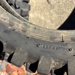 14インチオフタイヤ　　90/100-14  ジャンクの画像