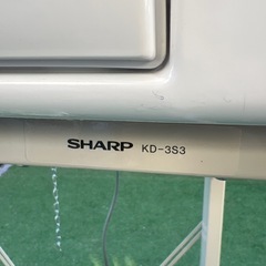 シャープ　衣類乾燥機　5.5kg KD-55F 衣類乾燥機  電気式　ノーダクト　スタンド付き！の画像