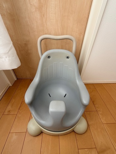 プッパプーポ　バンボ　ベビーチェア