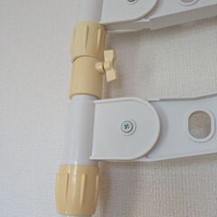 室内つっぱり物干し2個の画像