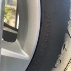 215/60R17 ノーマルタイヤ　の画像