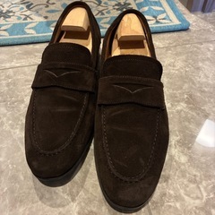 スエード靴(茶色)の画像
