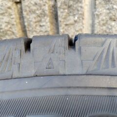 走行期間わずか2ヶ月 ブリザック現行モデル スタッドレスタイヤ＋ホイール付 ４本セットの画像