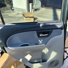 キャスト 左リアドアの画像