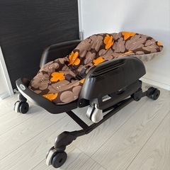 ★★美品★★コンビ ネムリラ 手動 リバーシブル 動作確認済 ハイローチェアの画像