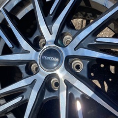 205/65R16 ブリヂストン　スタッドレスタイヤの画像