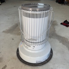 ほぼ未使用 トヨトミ KS-67H　石油ストーブ TOYOTOMI　2023年製　の画像