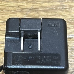 DoCoMo ACアダプタ F002 卓上ホルダ F013 ドコモ 充電器の画像