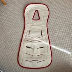 ベビーカーの敷きマットの画像