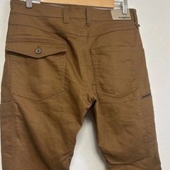 ワークマン　カーゴパンツ　　ブラウンの画像
