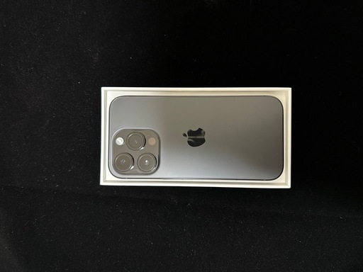 【極美品・激安】iPhone 14 Pro 256GB  ※外観傷なしバッテリー75%のため格安！6.7
（代引き可・価格相談可）