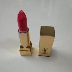 YSL 口紅の画像