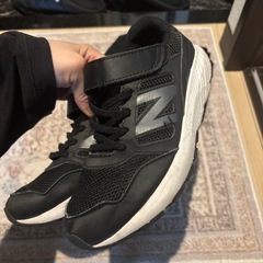 ニューバランス20cmの画像