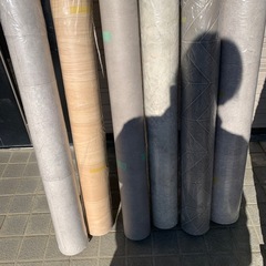 ⭐︎年末SALE中⭐︎クッションフロア　新品未使用 クッションフロア　まとめて6本　リフォーム　DIY 引越し 内装　材料　改　築 リノベーション　不動産 大工　施工　工事 修理 大工 床 事務所 一軒家 古民家 改築　カフェ 店舗 事務所 メンテナンス　脱衣所 玄関 トイレ 和室　洋室 まとめ売り　6本の画像