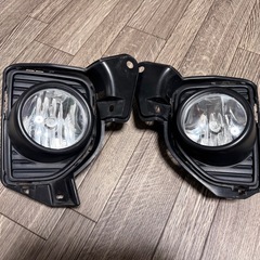 200系ハイエース　4型以降フォグランプの画像