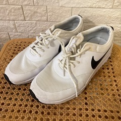 NIKE AIRMAX THEA 24.5cmの画像