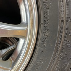 145/80R13スタッドレスタイヤ　社外アルミ付
の画像