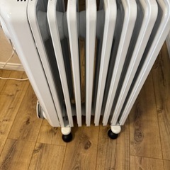 お取引中デロンギオイルヒーター　本日お問い合わせなければ処分します。の画像