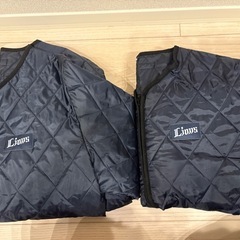 西武ライオンズ　キルティングジャケット　2つの画像