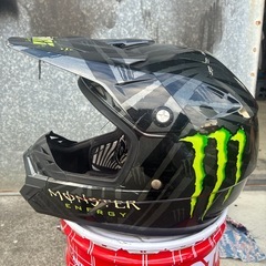 モンスターエナジーエニールオフロードヘルメットの画像