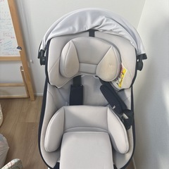 combiのチャイルドしーシートの画像