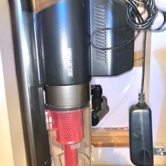 【洗浄済み】アイリスオーヤマ スティッククリーナーの画像