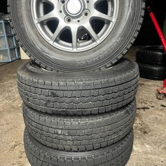 冬タイヤセットの画像