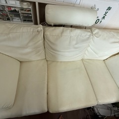 【本日取りにこれる方限定】3人がけソファー（アイボリー）の画像
