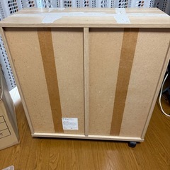 カラーボックス、キャスター付きの画像