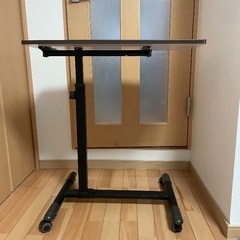 サイドテーブルの画像