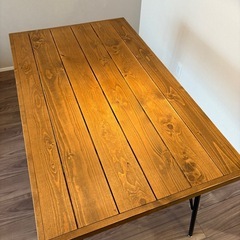 【28日/29日限定】ダイニングテーブルの画像