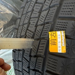 SUV スタッドレスタイヤ（4本）ホイールセット【225/65R 17】の画像