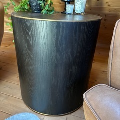 TYLER ROUND TABLEノットアンティークス　の画像