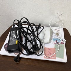 ノートPC FUJITSU　LIFEBOOK SH90/Tの画像