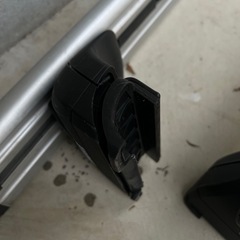 Thule エアロルーフバー（ルーフレール用）の画像