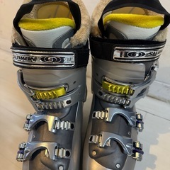 スキーブーツの画像