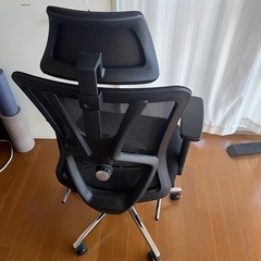 デスクチェア フットレスト付き 手渡しの画像